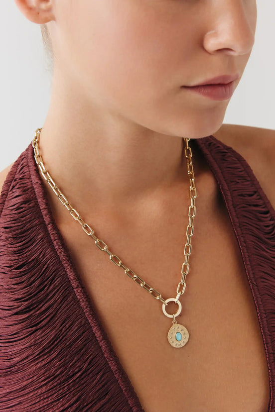 Oval Mavi Taşlı Asimetrik Madalyon Charm Kolye
