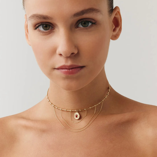 Madalyon Uç Modern Gotik Choker