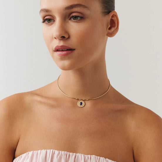 Oval Lacivert Taşlı Madalyon Uç Tel Choker