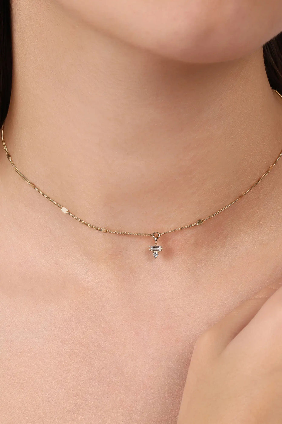 Minimal ve Baget Taşlı Aynalı Zincir Choker