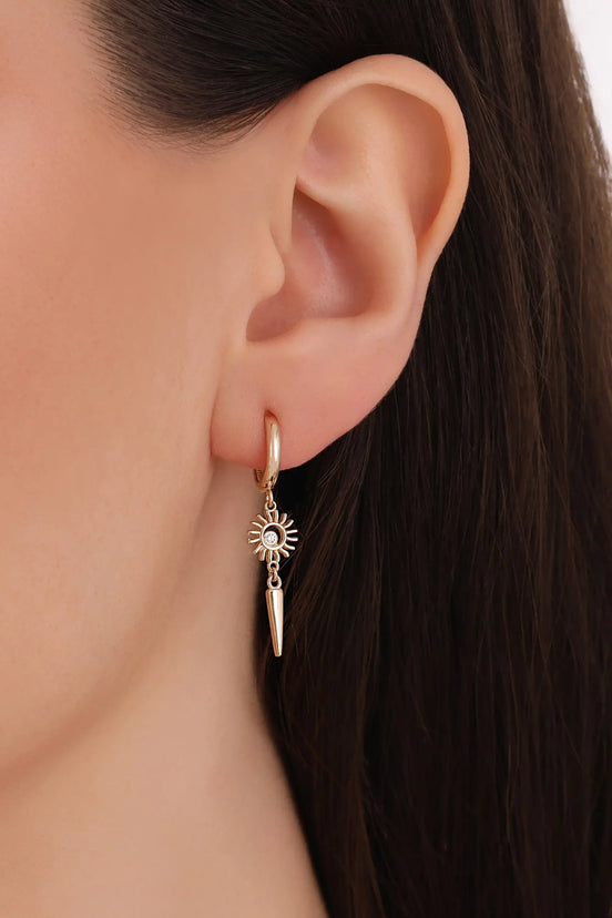Güneşli Düz Çubuklu Halka Küpe