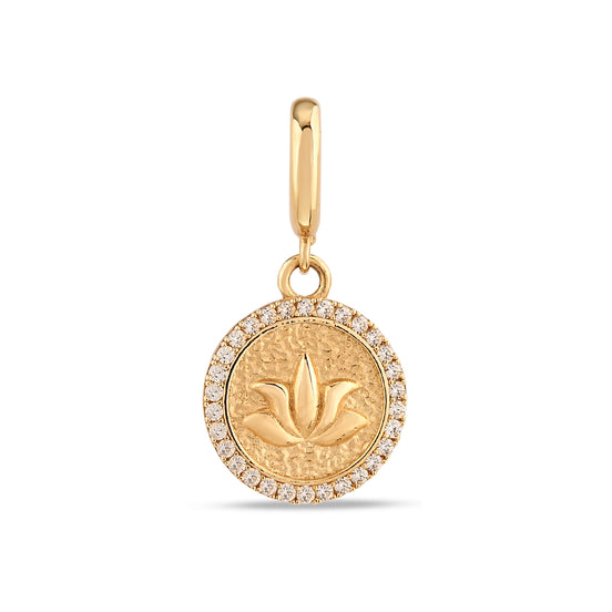 Taş Detay Lotus Charm