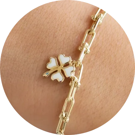 Yonca Bileklik kategorisi için resim