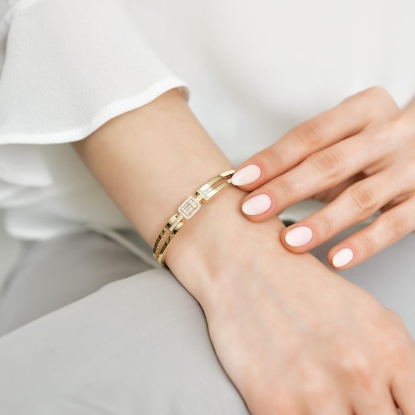 14 Ayar Altın Baget Kelepçe Bilezik, 8,58 gram ve özenli işçilikle Altın Bilezik’in günlük ve özel kullanıma uygun bir Goldium modelidir.