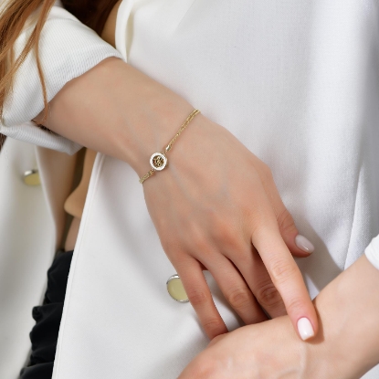 14 Ayar Altın Mineli Kutup Yıldızı Figürlü Bileklik, 4,87 gram, Goldium ustalığı ve Altın Bileklik modeli ile uzun ömürlü kullanım sağlar.