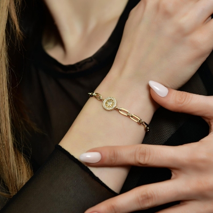 14 Ayar Altın Pusula Zincir Bileklik, 5,23 gram ve özenli işçilikle Altın Bileklik’in günlük ve özel kullanıma uygun bir Goldium modelidir.