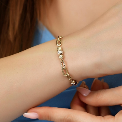 14 Ayar Altın Mineli Dorika Toplu Bileklik, 5,75 gram ve özenli işçilikle Altın Bileklik’in günlük ve özel kullanıma uygun bir Goldium modelidir.