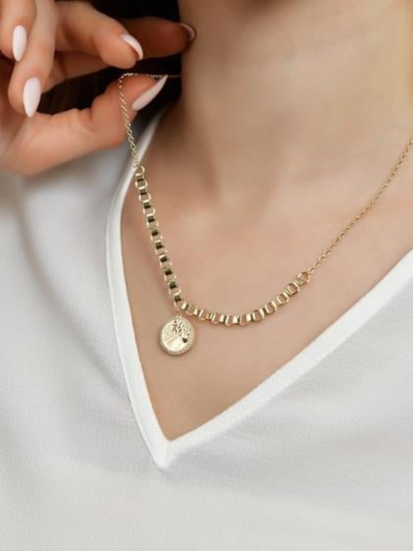 14 Ayar Altın Hayat Ağacı Kolye, 5,60 gram, Goldium ustalığı ve Altın Kolye modeli ile uzun ömürlü kullanım sağlar.