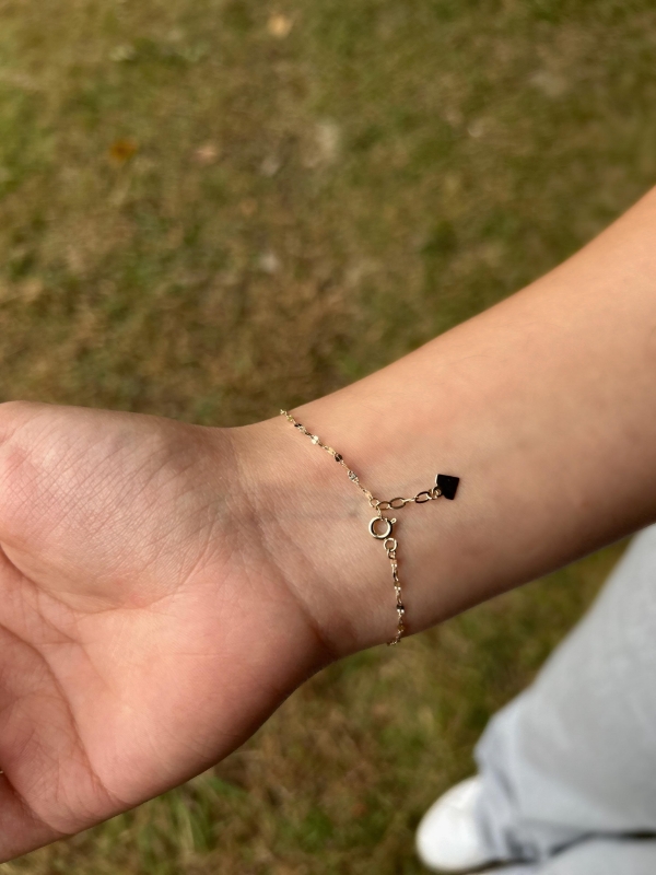 Halka Detay Kelebek Zincir Bileklik, 1,11 gram, Goldium ustalığı ve Altın Bileklik modeli ile uzun ömürlü kullanım sağlar.