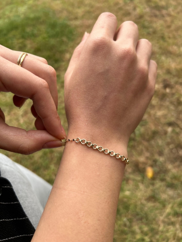 Halka Detay Kelebek Zincir Bileklik, 1,11 gram, Goldium ustalığı ve Altın Bileklik modeli ile uzun ömürlü kullanım sağlar.