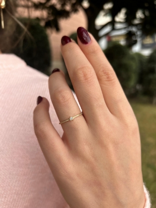 14 Ayar Altın Minimal Taşlı Yıldız Yüzük, 0,80 gram ve özenli işçilikle Altın Yüzük’in günlük ve özel kullanıma uygun bir Goldium modelidir.