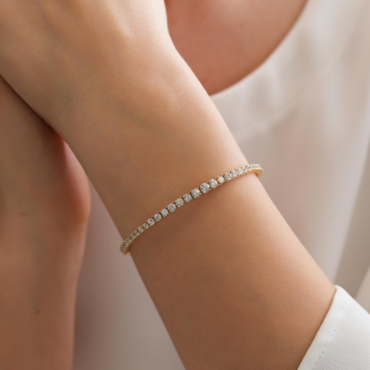 14 Ayar Suyolu Tasarım Bileklik, 10,4 gram, Goldium ustalığı ve Ebru Sever Türk'ün Favorileri modeli ile uzun ömürlü kullanım sağlar.