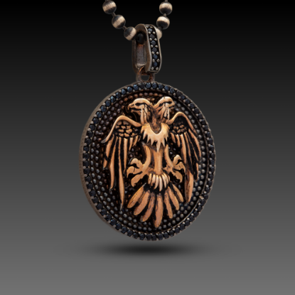 Erkek Altın Eternal Sovereign Pendant Kolye, 2,4 gram ve özenli işçilikle Altın Erkek Kolye’in günlük ve özel kullanıma uygun bir Goldium modelidir.