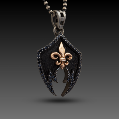 Erkek Broken Sheild Kolye, 0,67 gram olup Altın Erkek Kolye modellerinden biridir. Ağırlığı ve zarif tasarımıyla stilinizi tamamlar.