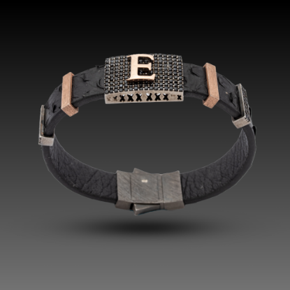 Erkek Flat Letter Bileklik, 1,02 gram, Goldium ustalığı ve Altın Erkek Bileklik modeli ile uzun ömürlü kullanım sağlar.
