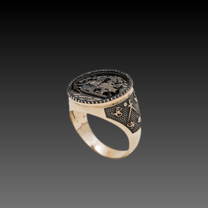 Erkek Altın Barbarossa Flag Yüzük, 10,5 gram ve özenli işçilikle Altın Erkek Yüzük’in günlük ve özel kullanıma uygun bir Goldium modelidir.