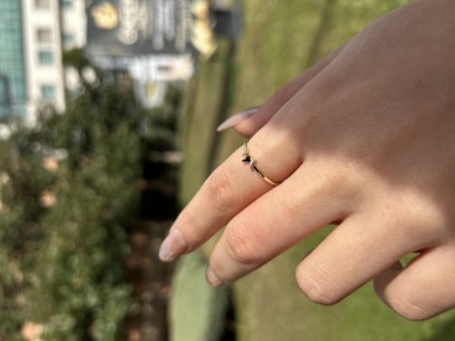 14 Ayar Altın Mini Kelebek Yüzük, 0,83 gram ve özenli işçilikle Ebru Sever Türk'ün Favorileri’in günlük ve özel kullanıma uygun bir Goldium modelidir.