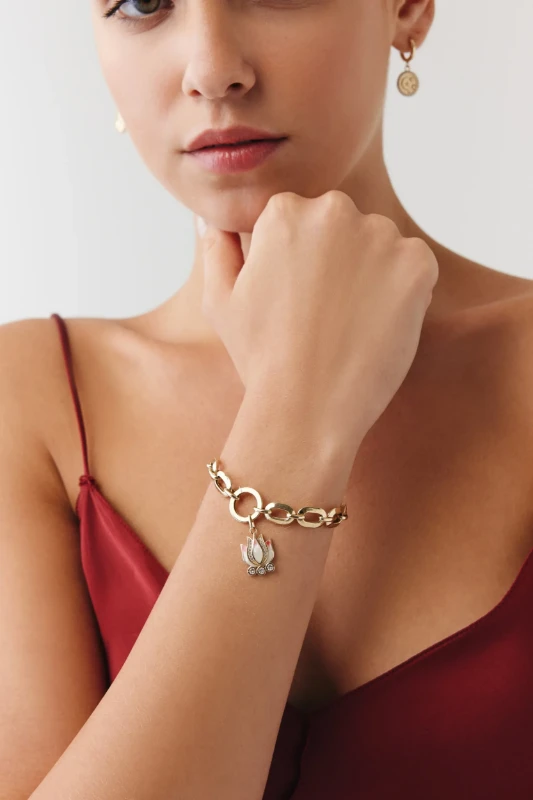 Pembe Lotus Charm Bileklik resmi