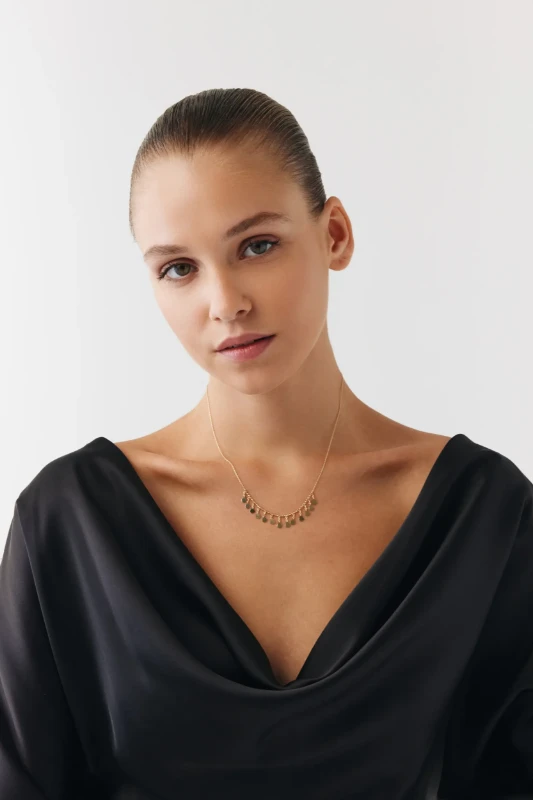 Top Zincir Detay Oval Pullu Shakira Kolye resmi