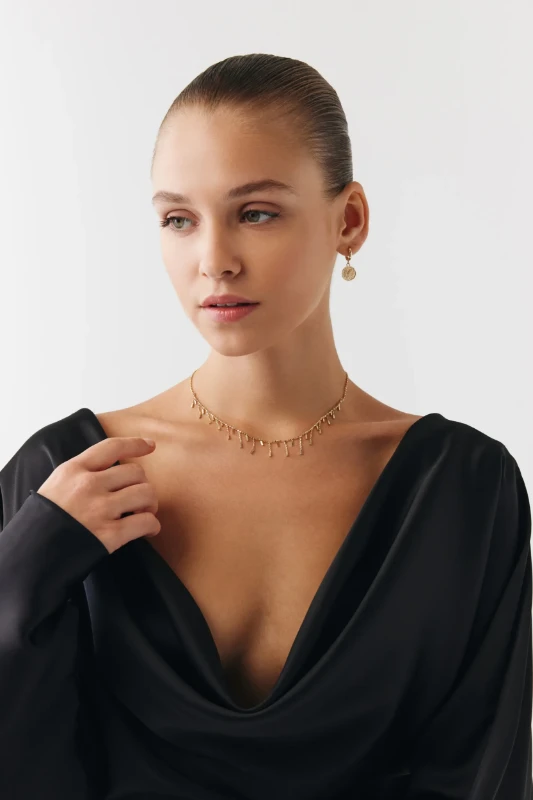 Özel Tasarım Zikzak Çubuk Shakira Choker resmi