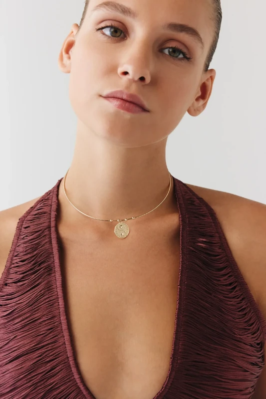 Kalpler Damga Uçlu Tel Choker resmi
