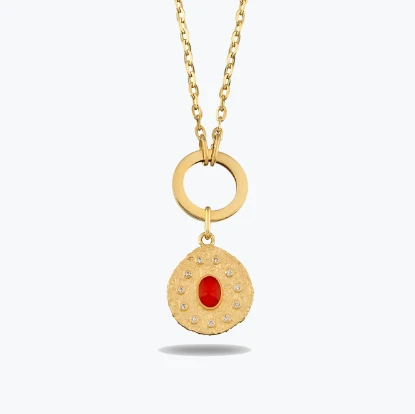 Oval Kırmızı Taşlı Asimetrik Madalyon Charm Kolye resmi